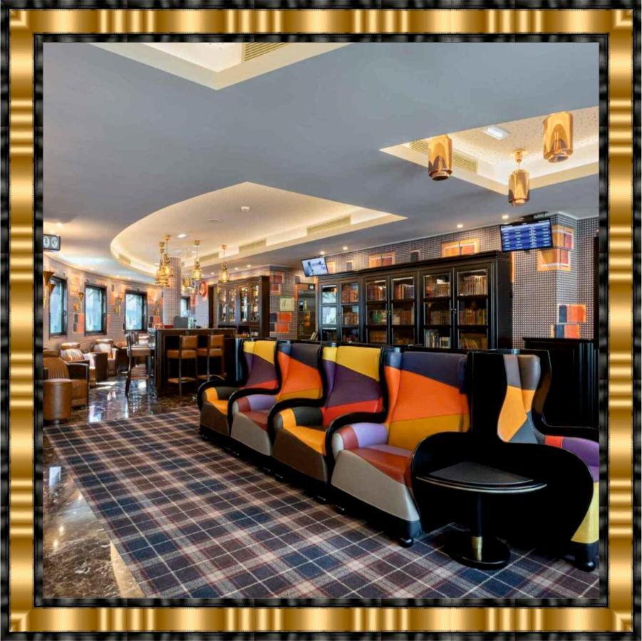 Hotel Jaguar Oporto - Airport To Hotel And City Center And Vice-Versa Is A Free And Continuous Shuttle Service From 7Am To 8Pm Экстерьер фото